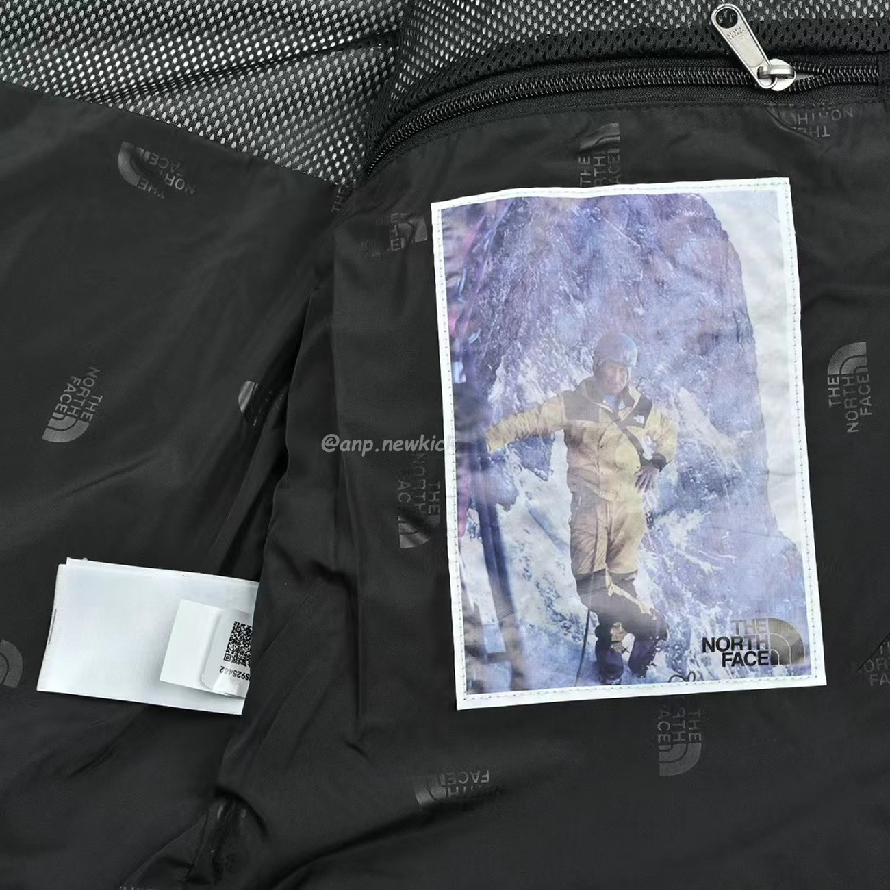 The North Face M 86 Retro Mountain Jacket Year Of The Rabbit Limited (3) - newkick.app